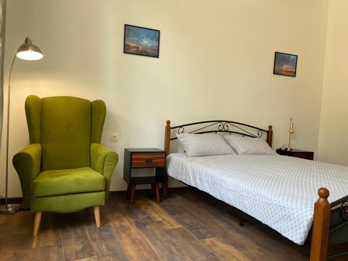 Prista Guest Rooms Ruse Ngoại thất bức ảnh